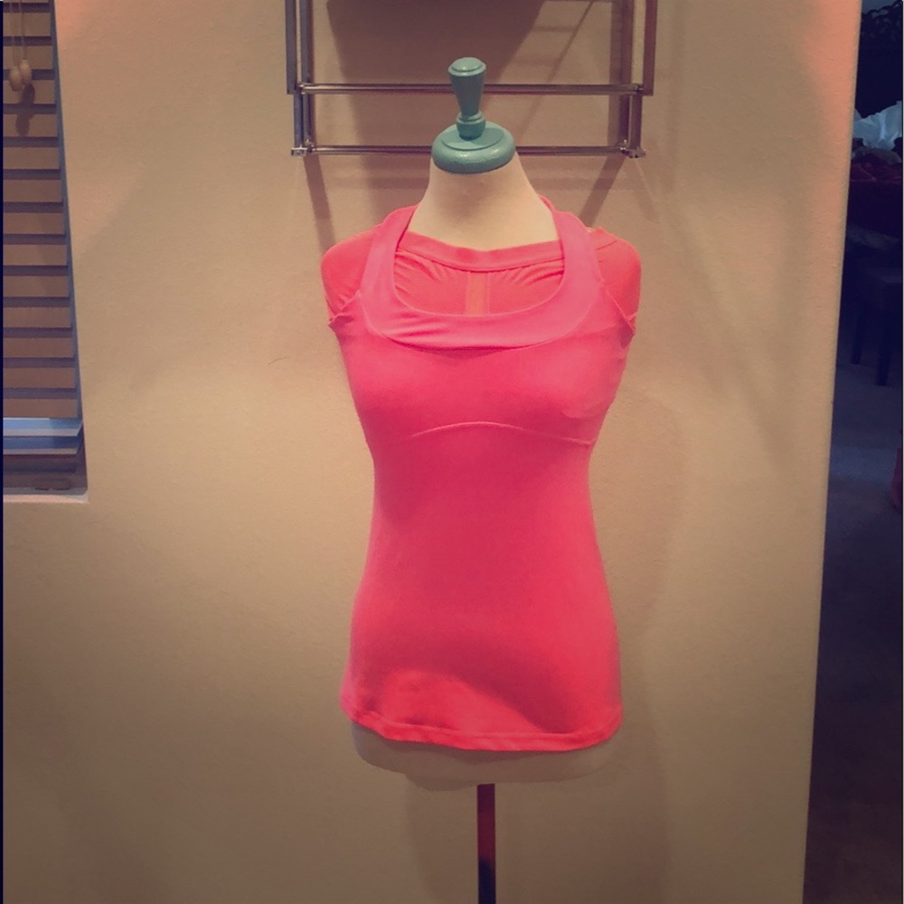 lululemon workout top New WO tags